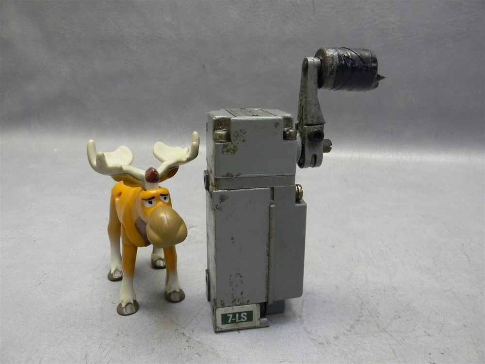 Cutler Hammer E50SG Ser A2 Limit Switch E50DR1 Ser A1 E50KL377 Ser A1