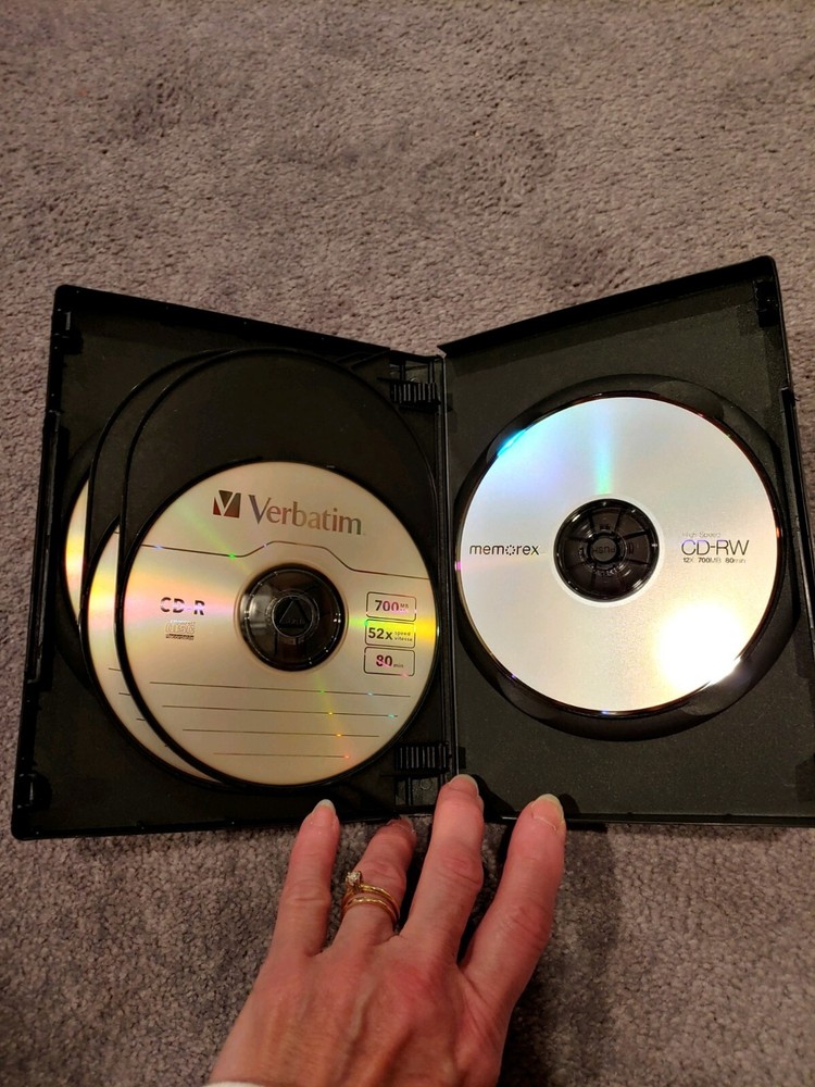 1 Black 22mm "Chubby" 6 Disc CD/DVD Storage Box Case