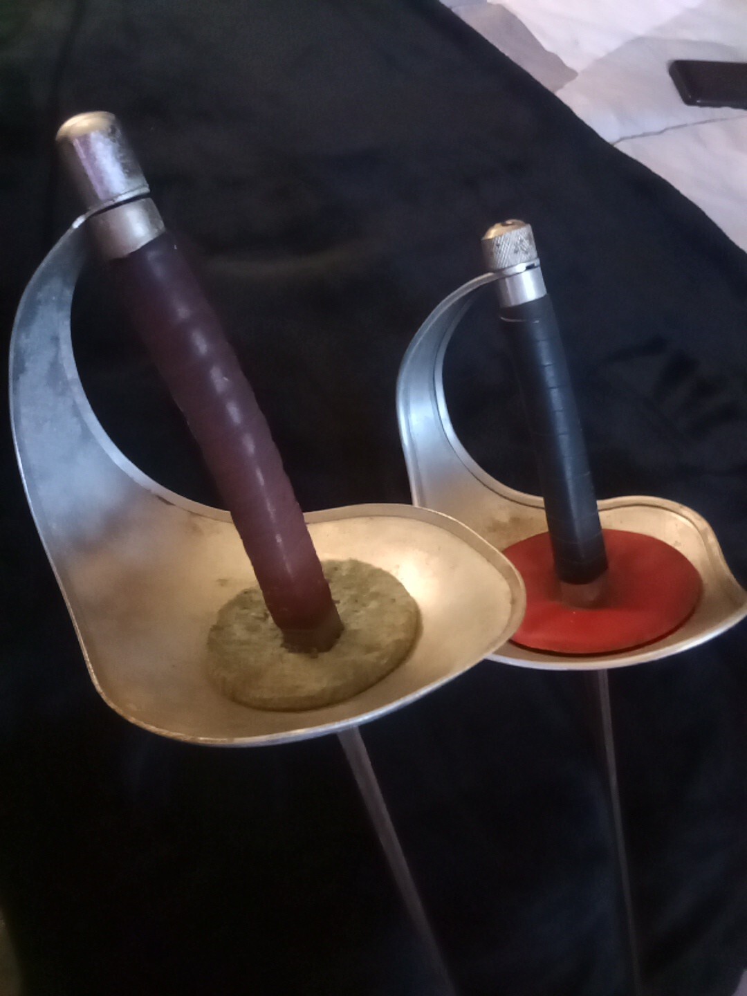 Vintage "Leon Paul" Fencing Saber !