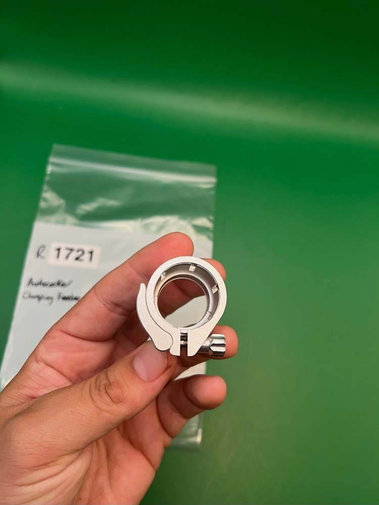 Autococker Clamping Feedneck