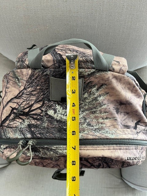 Cabalas Open County Seclusion 3D Backpack