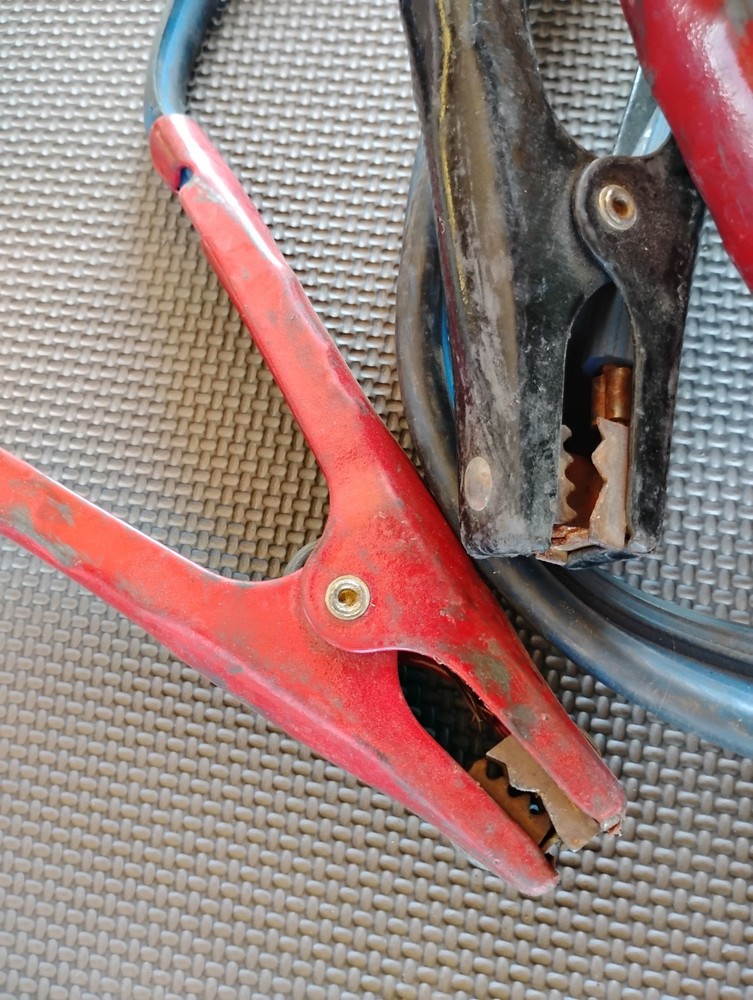 jumper cables