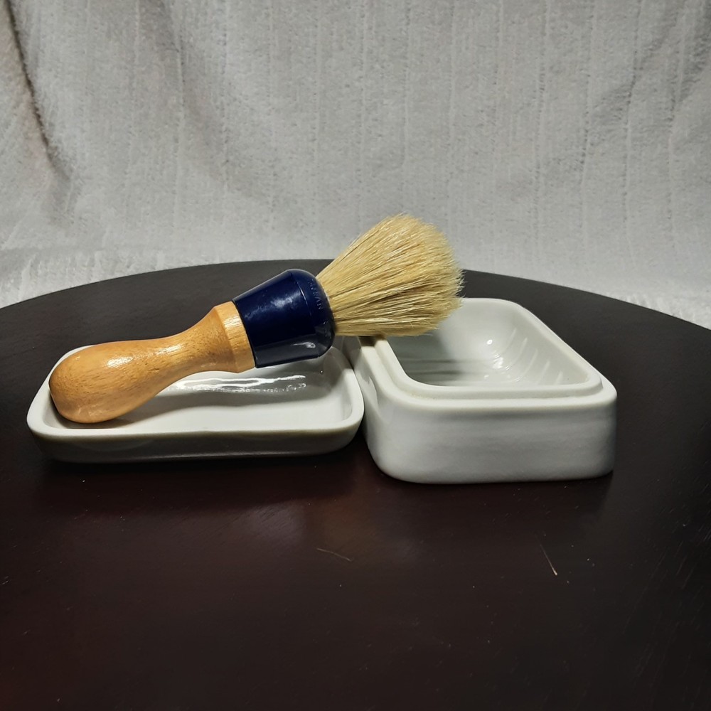 VTG Barber Rectangular Soap Dish/Lid. With Boar Bristtle Shave Brush-Taïwan ROC