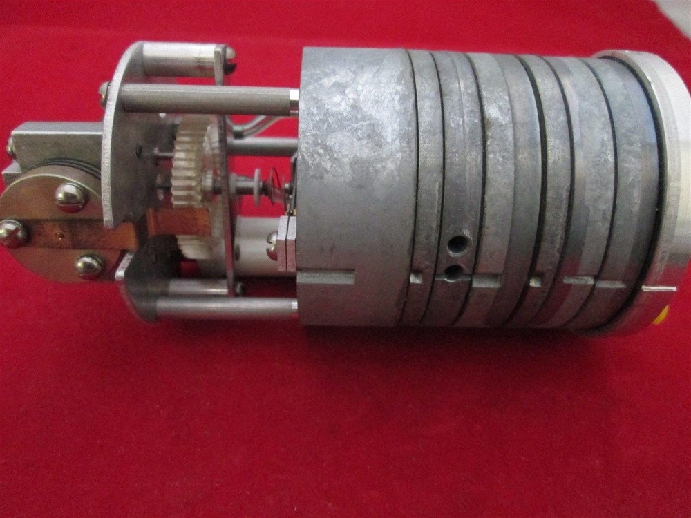 Moore 14888S2 Syncro Pressure Regulator new