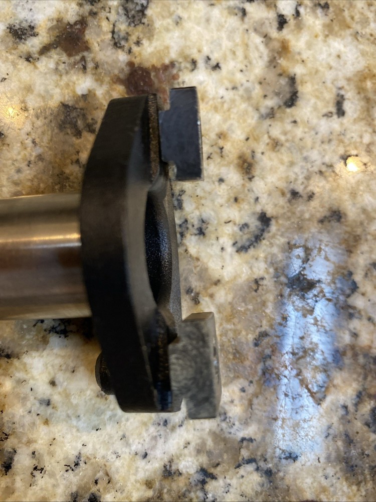 Quantum Q6 Edge REMOVABLE ARM REST .2 MILES ON UNIT