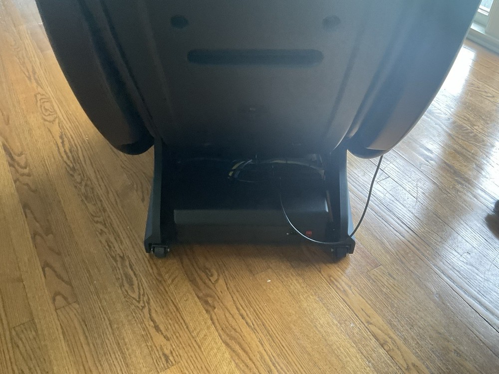 Massage Chair ￼