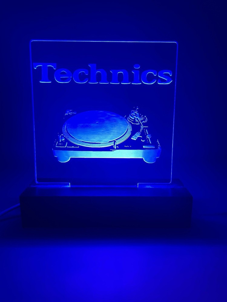 Technics SL-1200M3D Quartz Direct Drive Turntable LED Sign