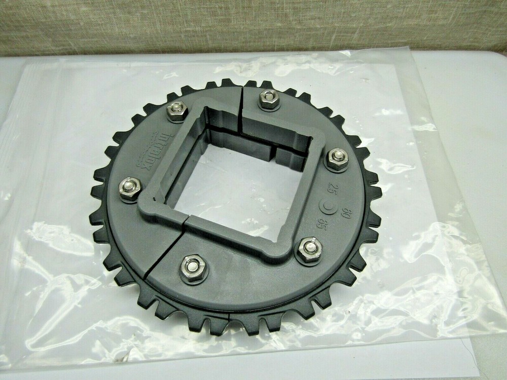 Intralox Split Plastic Conveyor Sprocket S900-18T 2-1/2" Square Bore