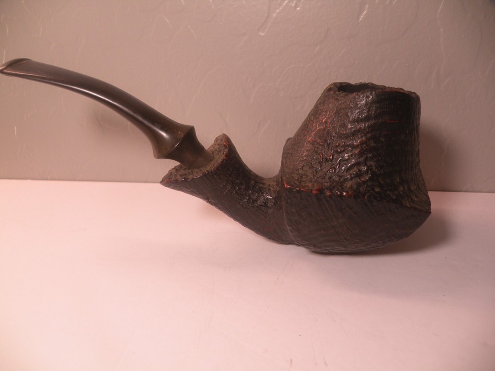 Bari Wiking 7099 Pipe Handmade in Denmark Rusticated