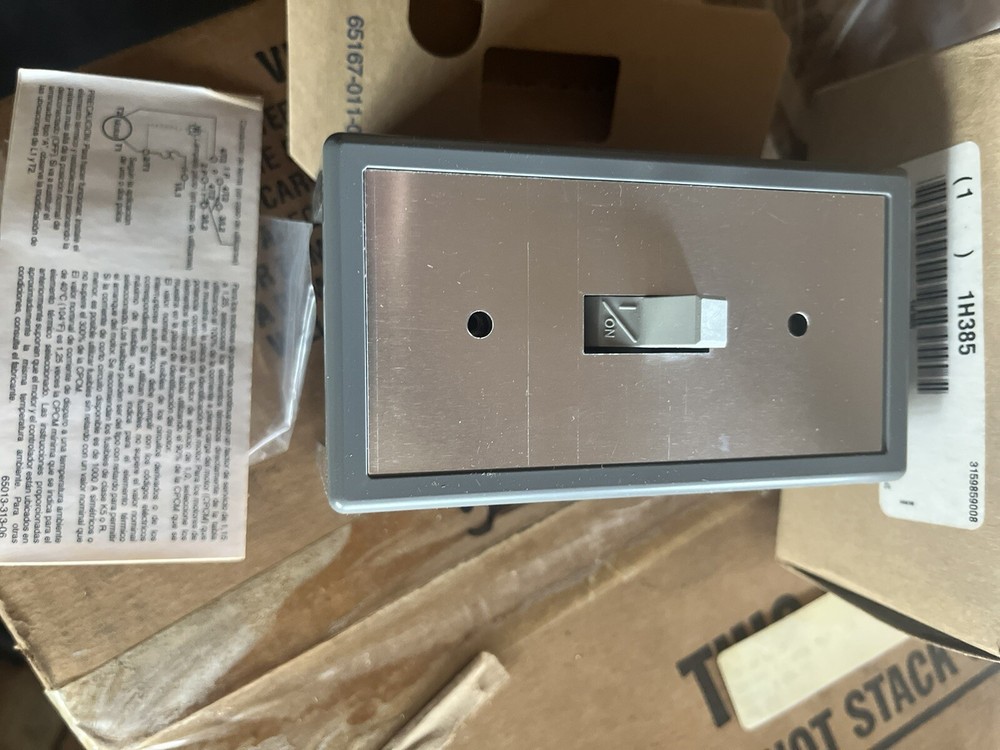 *NEW IN BOX* SQUARE D 2510FG1 MANUAL STARTER TOGGLE SWITCH