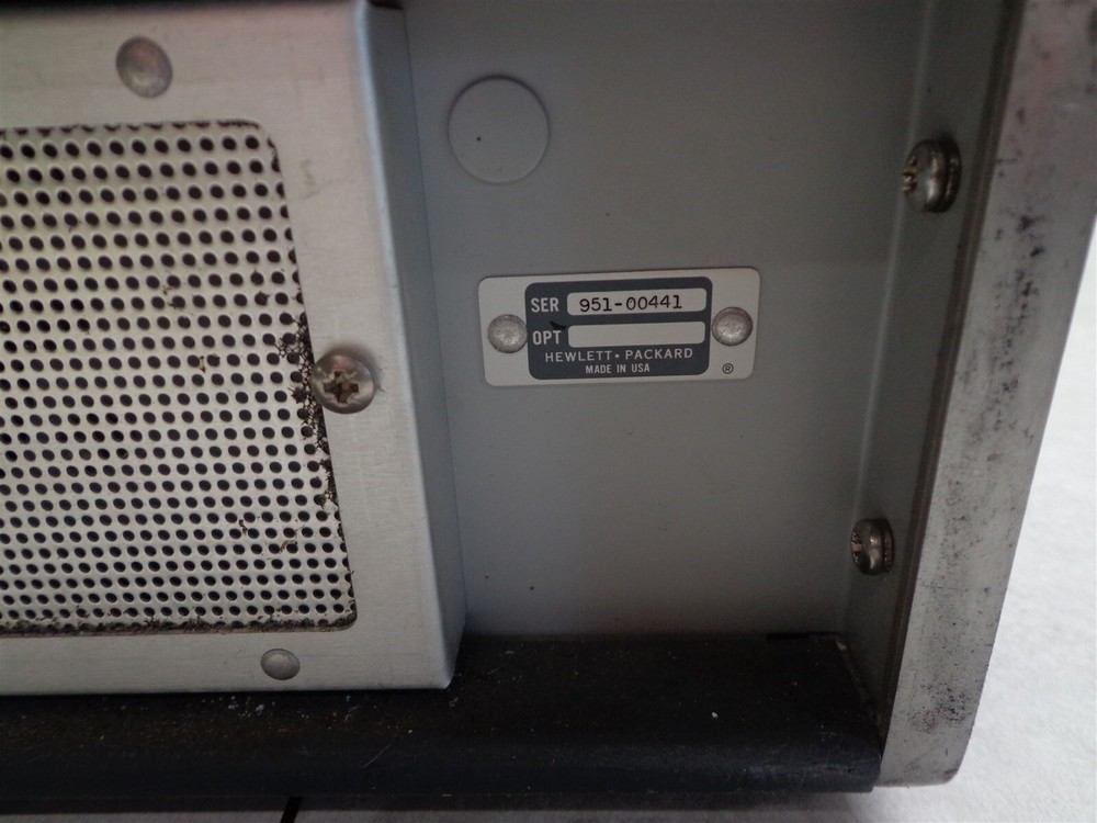 HP 8616B Signal Source