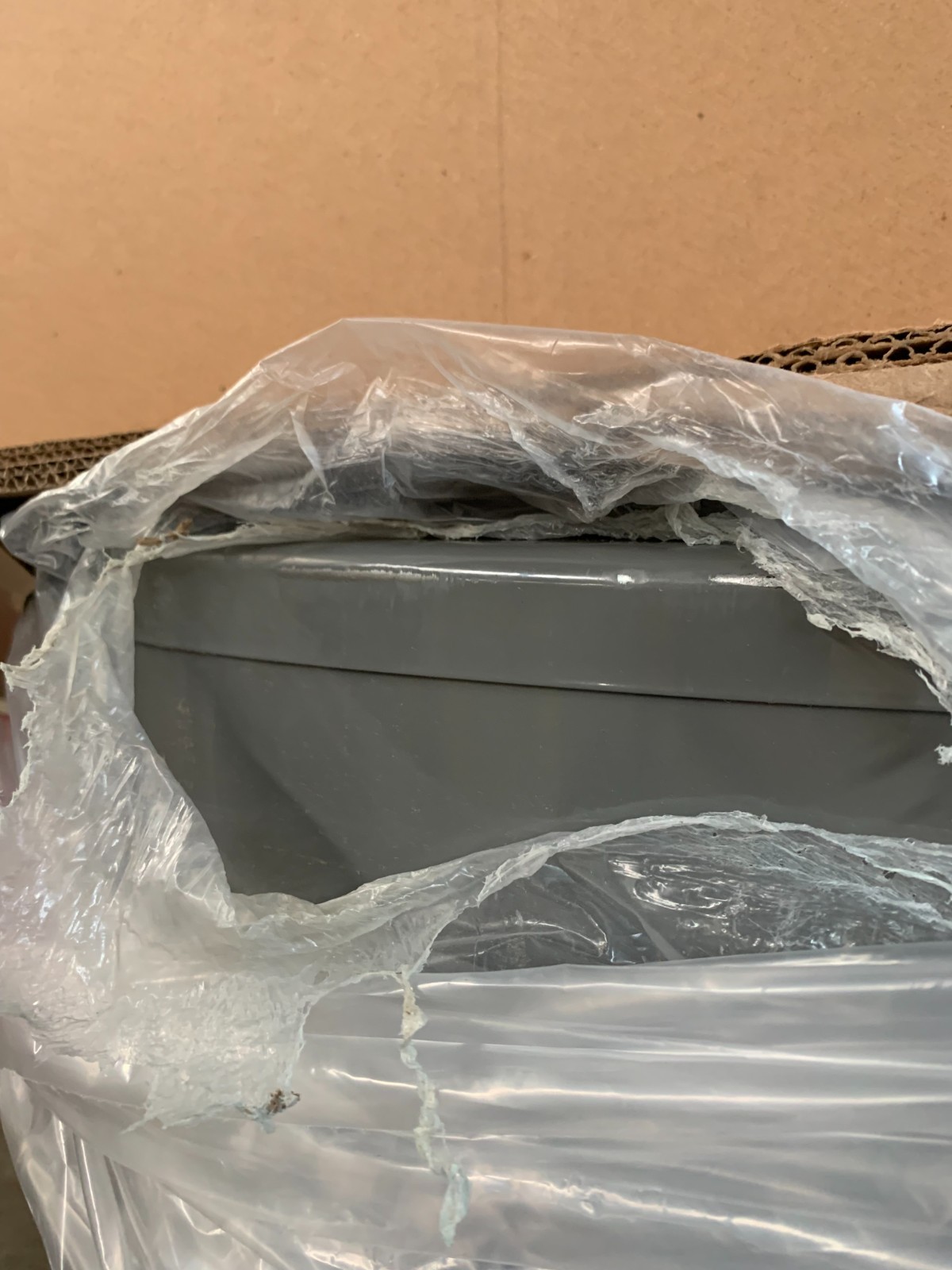 Rheem PRO+ G75-75N RH PDV Powervent Natural Gas 75 GAL Water Heater. Brand New!!