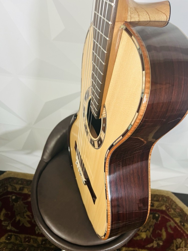 R Rodriguez Romantic Classical guitar