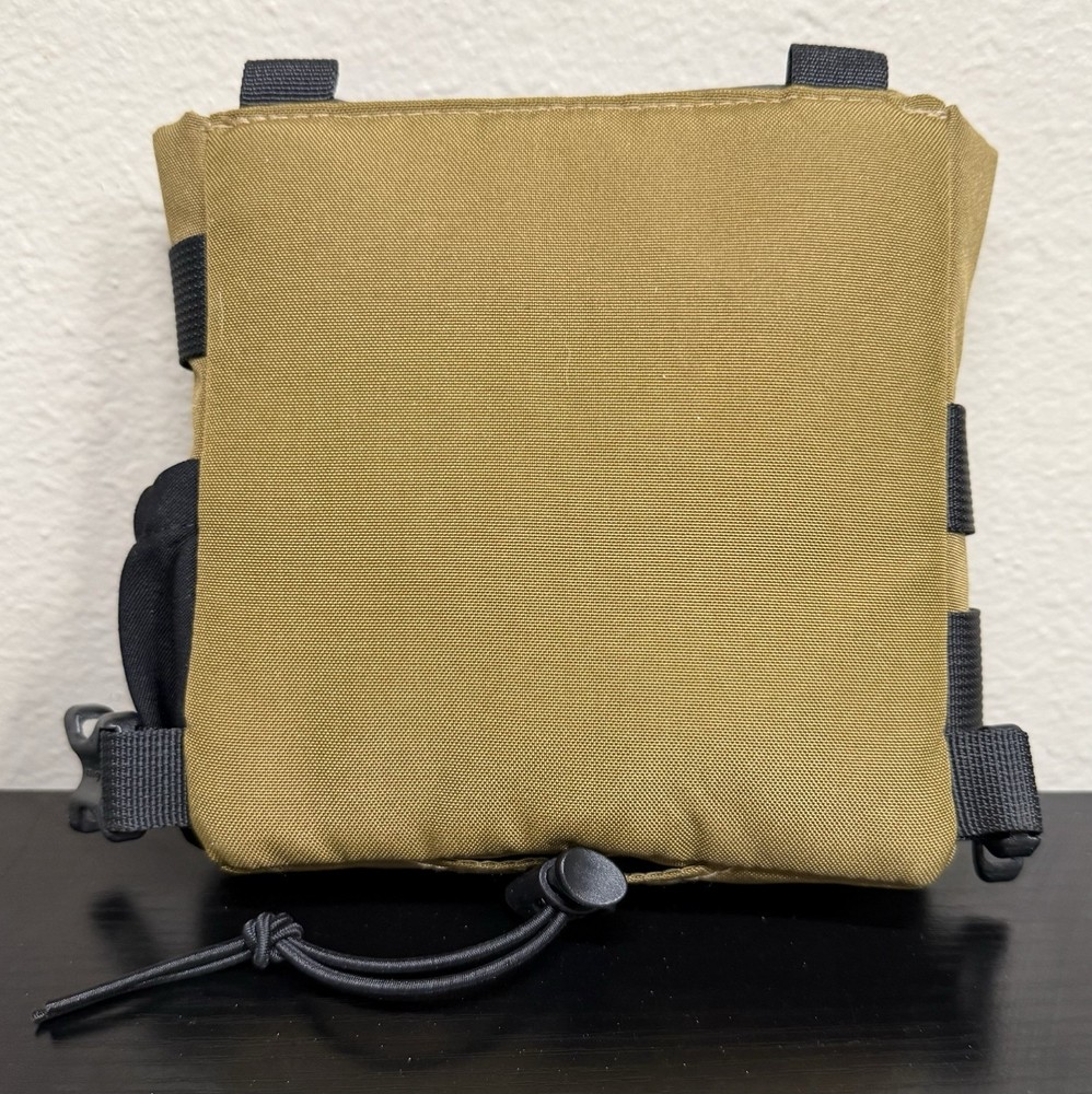 Leupold GO AFIELD Binocular Case Shadow, Tan/Gray, Small