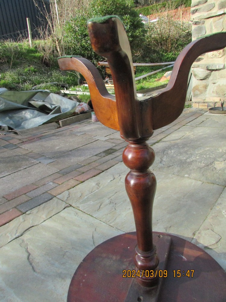 Antique Mahogany Chess Board Table Good Clean Condition
