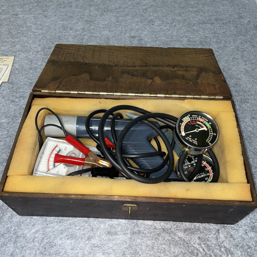 Vintage Rite Autotronics Engine Analyzer Test Kit Timing Light Gauges USA