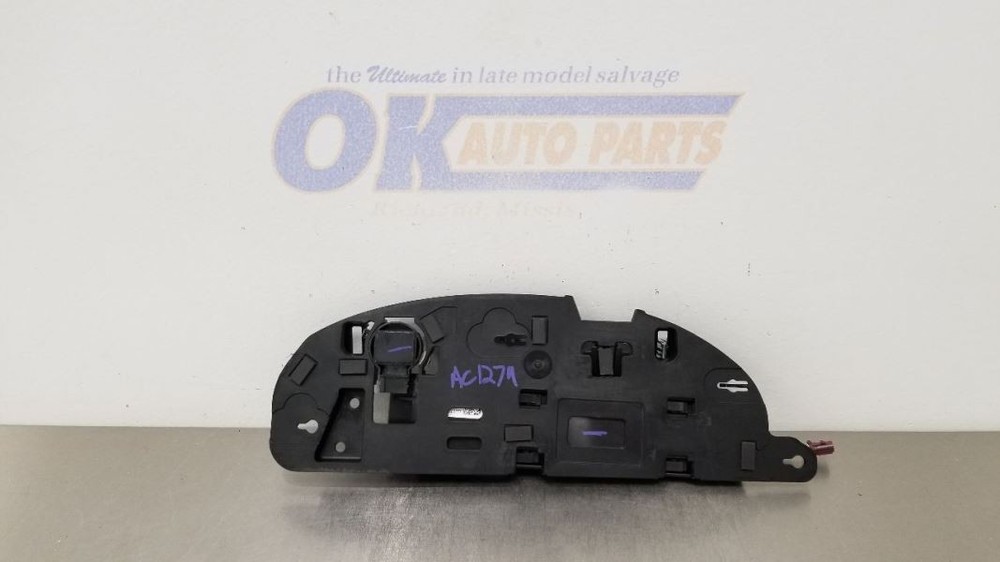 17 CHEVY CORVETTE C7 FRONT VIEW WINDSHIELD MOUNTED CAMERA 23333585