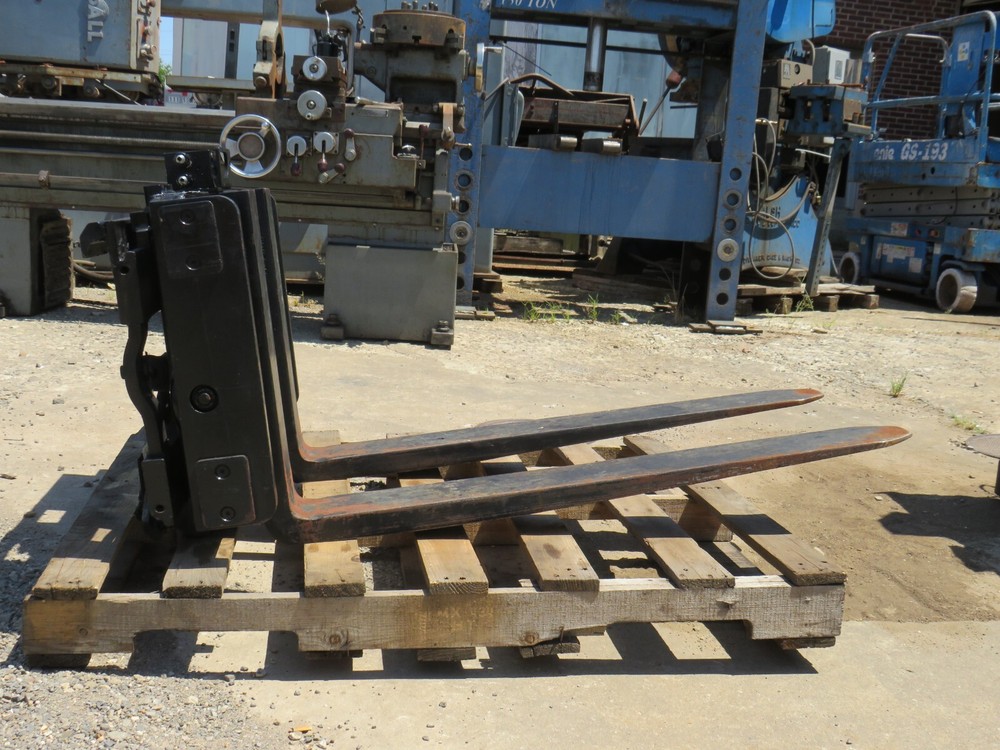 CASCADE iFORKS & FORK POSITIONER CARRIAGE SIDESHIFT