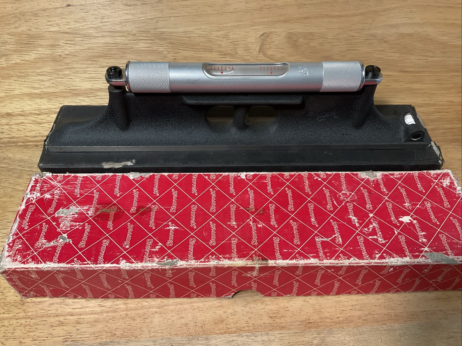 Vintage Starrett No. 98-12 Precision Machinist's Level With Original Box USA 12"