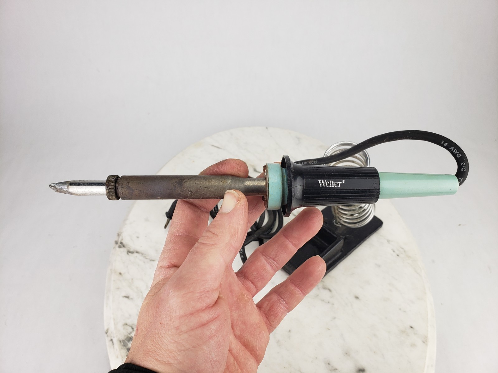 Weller W-100 100 Watt 120 Volt Heavy Duty Soldering Tips & Temperature Control