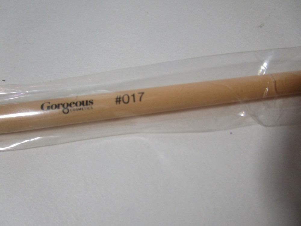 Gorgeous Cosmetics Brush #017 Medium Chisel, New, FREE SHIPPING!