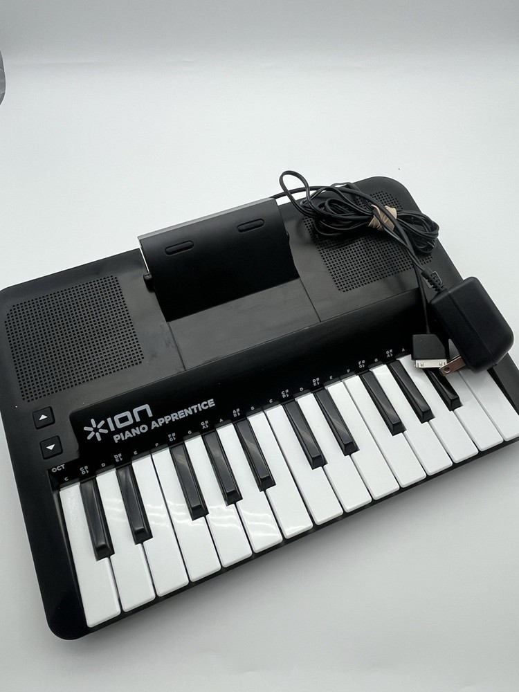 ION APPRENTICE 25 KEY PIANO LEARNING SYSTEM FOR iPAD iPHONE iPOD + POWER ADAPTER