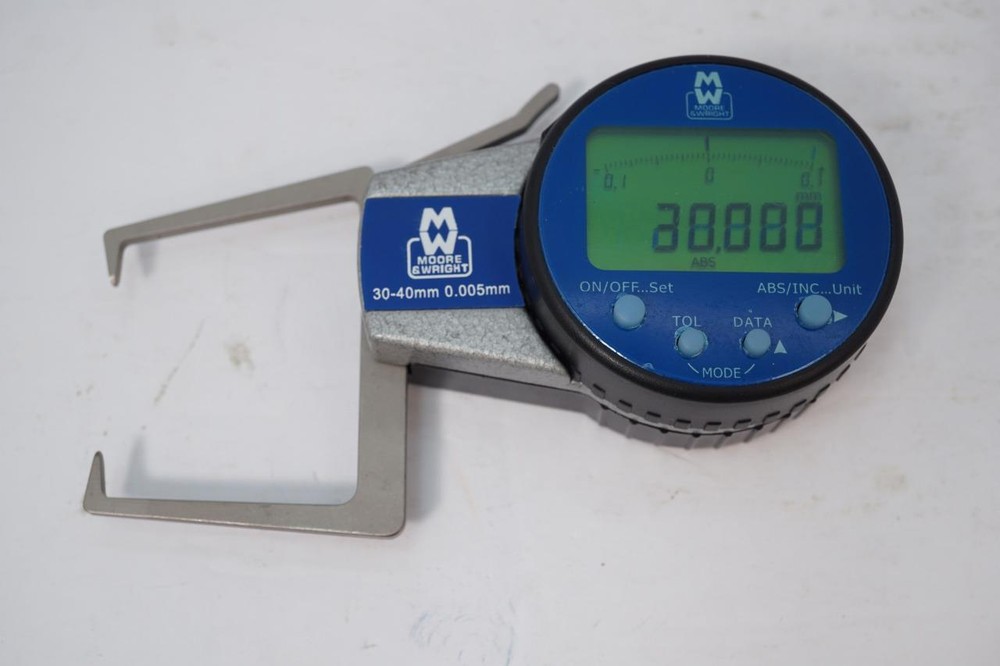 New Moore & Wright 30-40mm 1.2-1.6" Digital External Caliper Quick Tester.