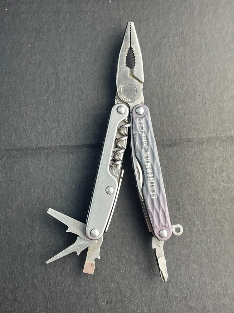Leatherman Juice CS4 Multi Tool - Various Colors