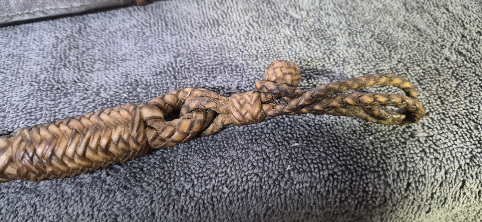 HAND MADE STAMP TOM BLOCK WESTERN HANDMADE LEATHER POPPER FOR WESTERN REINS 47