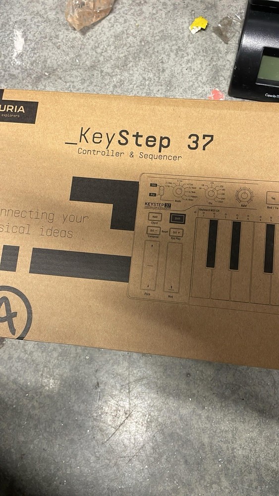 Arturia KeyStep 37 MIDI USB Keyboard Controller Sequencer 37-Key Excellent cond.