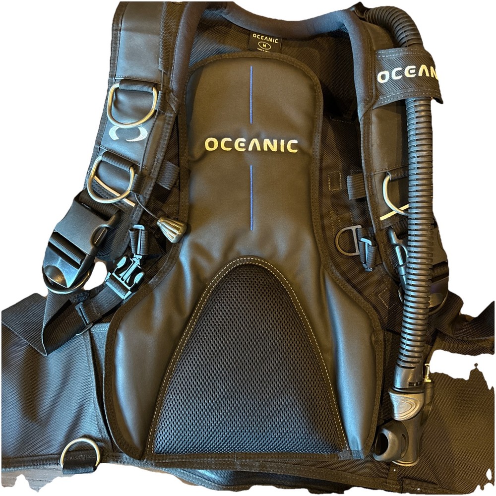 Oceanic Excursion Mens BCD w/ QRL4 - Black/blue- Medium.