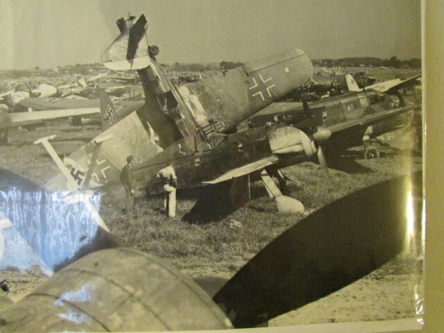 WW11 REMEMBERED POSTER