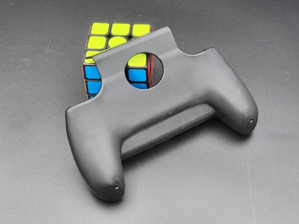 Retroid Pocket Flip 2 Comfort Grip