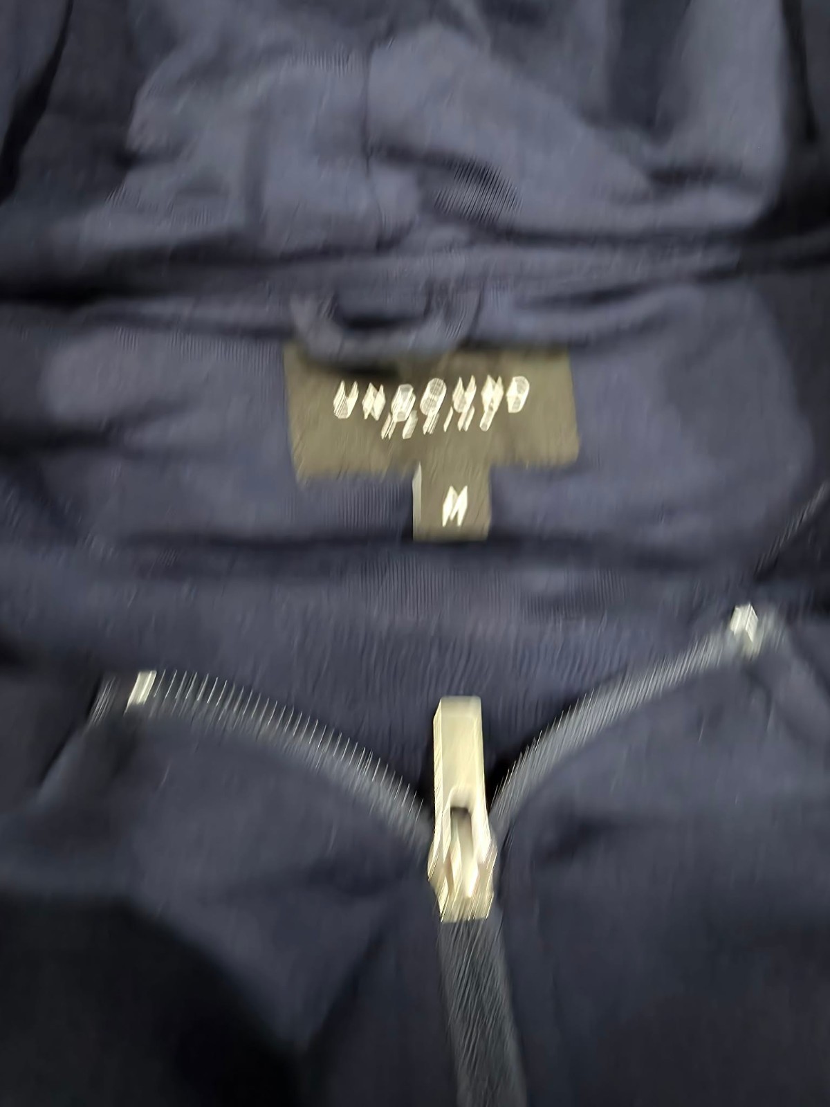 BRAND NEW Unbound Merino Men's Compact Travel Hoodie - Medium - Navy