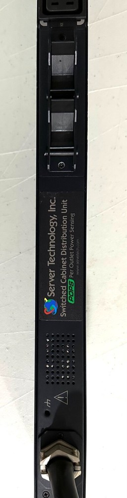 SERVER TECHNOLOGY SENTRY POPS SWITCHED CDU CWG-24VYM311A1 208V