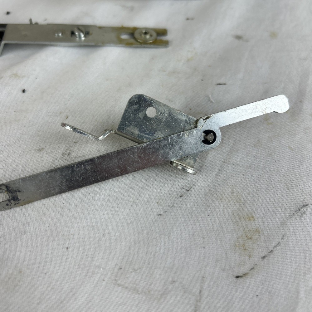 Dual 1019 Miscellaneous Linkages Original