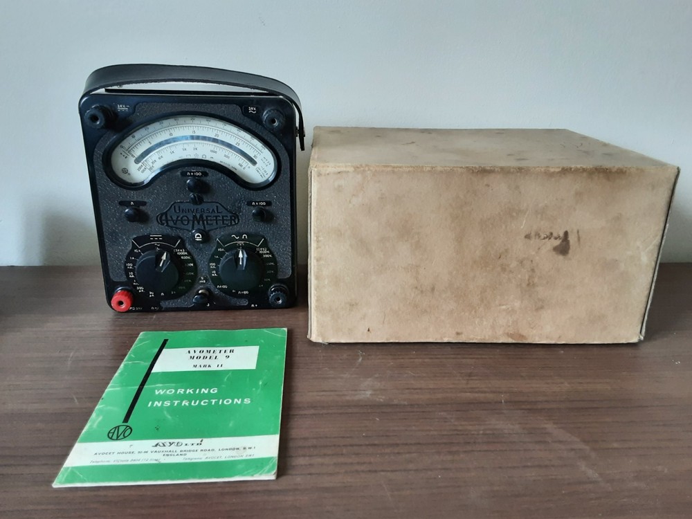 Avometer Model 9 Mk11. Universal. Instructions, Cables. Spares or repairs. Boxed