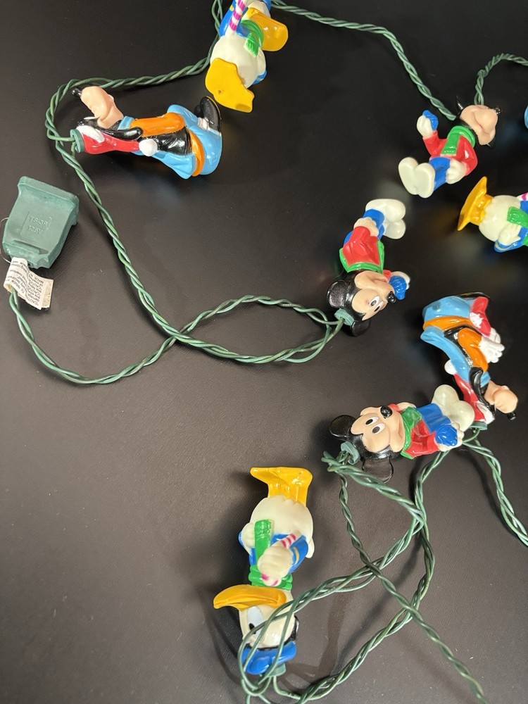Disney Mickey Mouse & Friends 10 Christmas Tree String Lights
