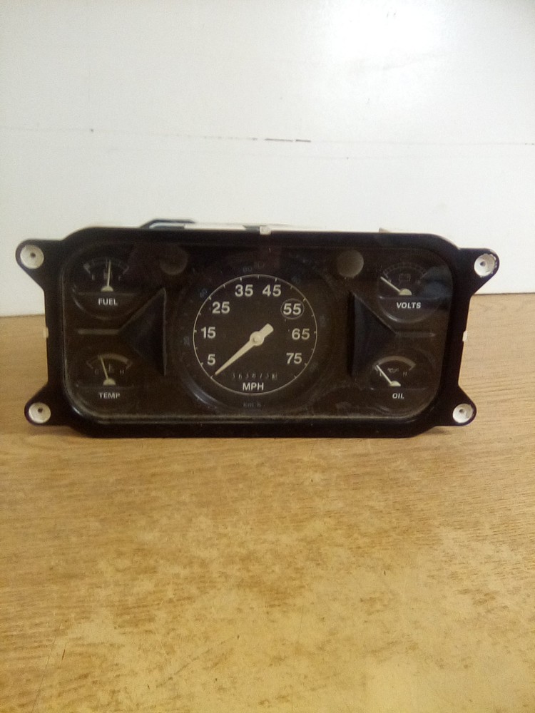 Sterling E7HT-17259-DA Speedometer Cluster