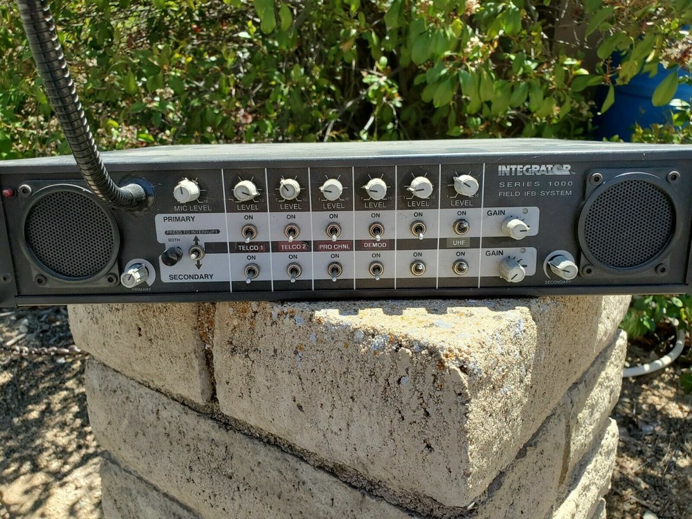 Integrator Series 1000 Field IFB Intercom System Rackmount Field IFB System