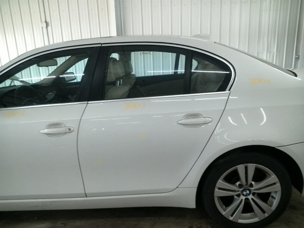 528I 2010 High Mounted Stop Light 104788876