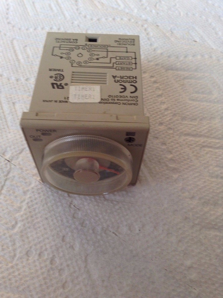 Omron H3CR-A Timer