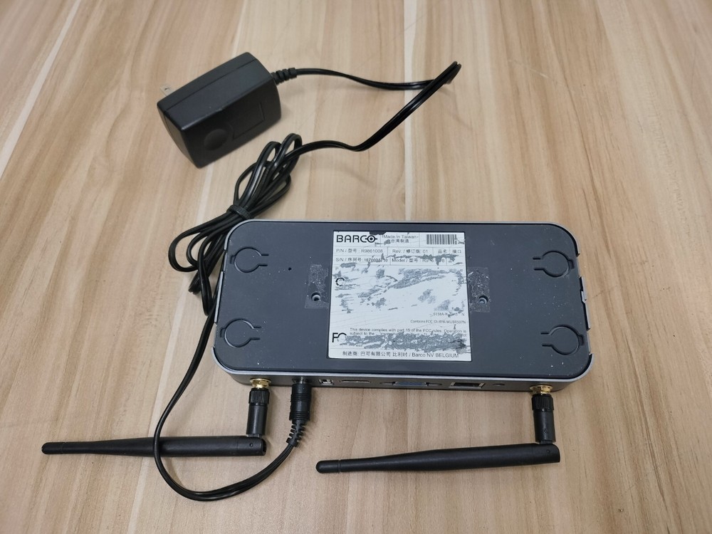 Barco R9861008 Clickshare Wireless Presentation System w/ Adapter