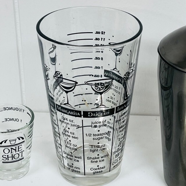 4 Piece Drink Mixing Kit - New
