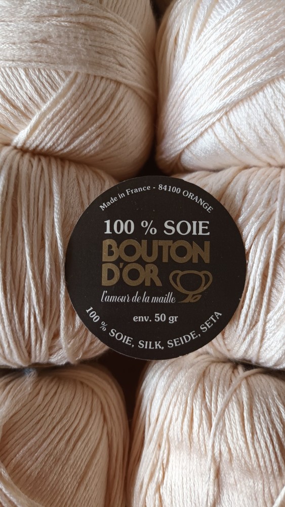 Silk 100% Gold Button, 513gr.