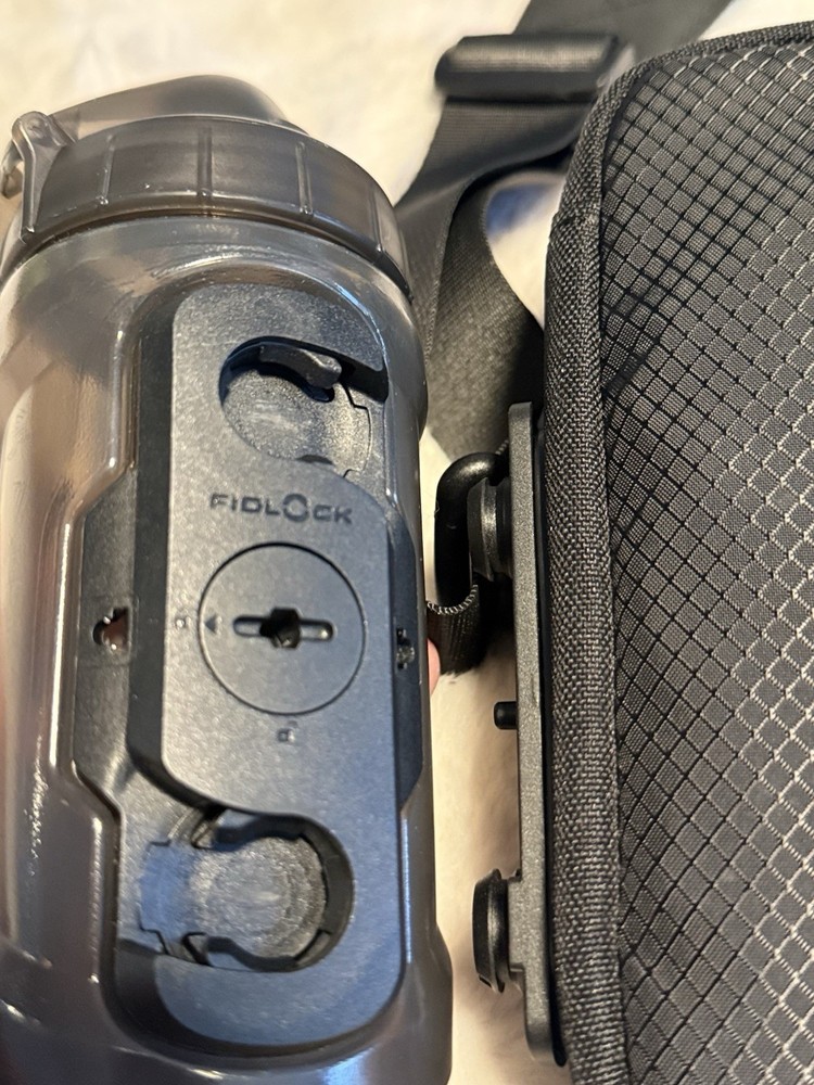 8Timer Cross Bag Shoulder Strap With Flip Lock Bottle.