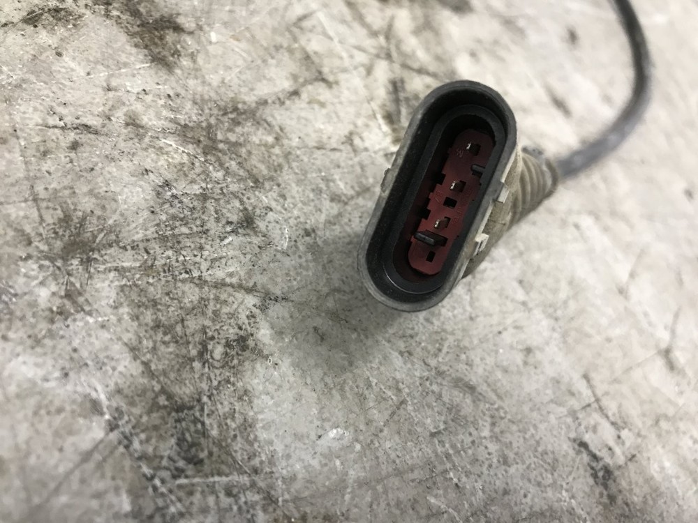 Peterbilt 386 DEF Sensor - Used | P/N 35024301