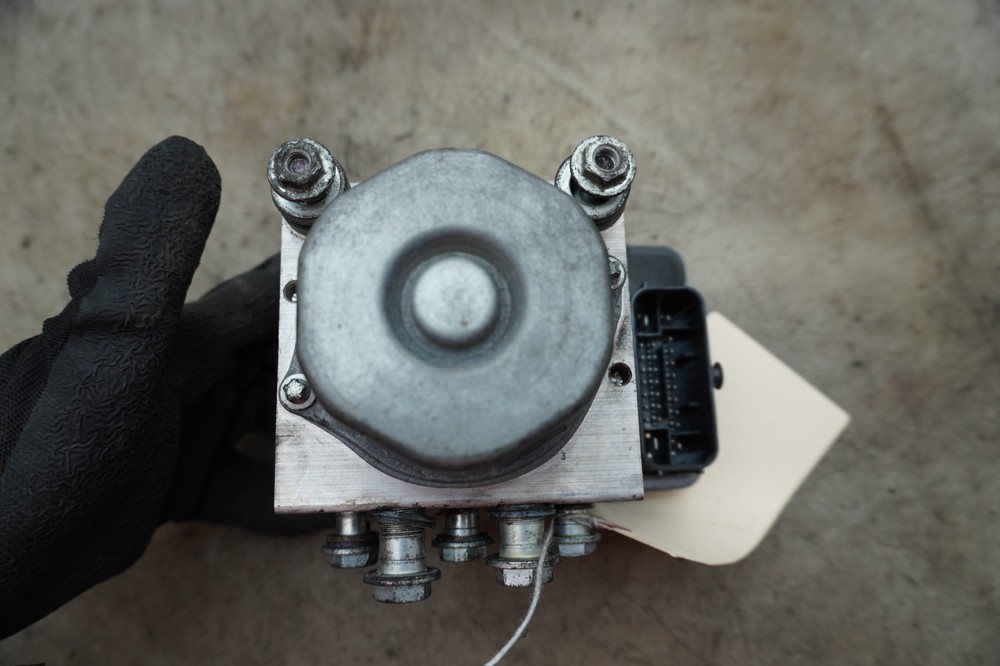 2018 HARLEY DAVIDSON STREETGLIDE SPECIAL TOURING ABS PUMP MODULE E-511