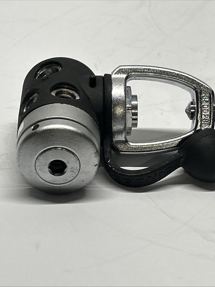 Oceanic DX4 First Stage Regulator. Tested. Scuba Diving.