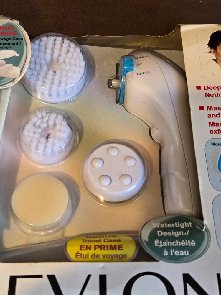 Revlon Spa Face Cleaning Brush
